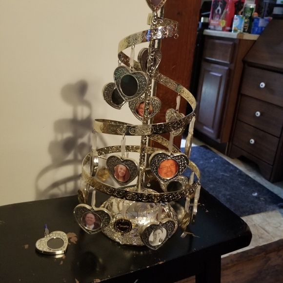 Picture stand. - Picture 7 of 7